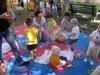 Сенсорная сказка на природе: выездное занятие для малышей от 4 месяцев до 3 лет.