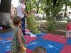Сенсорная сказка на природе: выездное занятие для малышей от 4 месяцев до 3 лет.