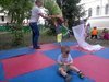 Сенсорная сказка на природе: выездное занятие для малышей от 4 месяцев до 3 лет.