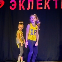 Современные танцы мл гр танец "Скилс" (Ангелина)