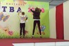 Уличные танцы. Выступает филиал на Патриса
