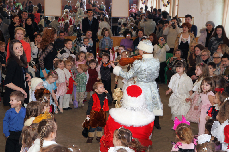 Новогодний праздник 2013 года