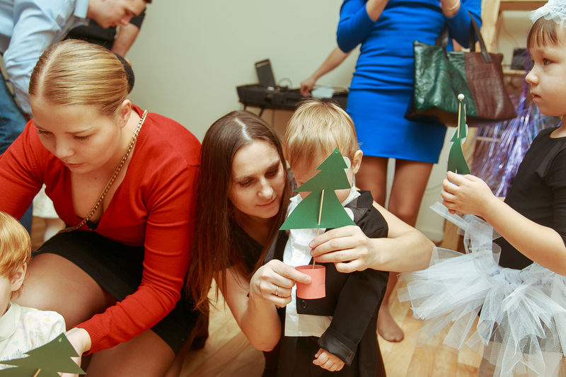 Фотогалерея новогоднего семейного праздника в Эклектик-студио 28 декабря 2013 года