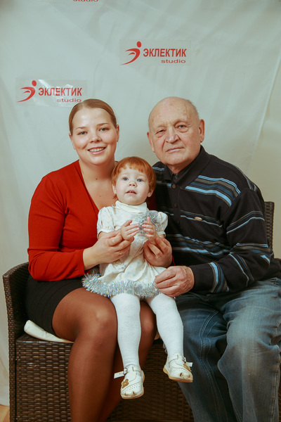 Фотогалерея новогоднего семейного праздника в Эклектик-студио 28 декабря 2013 года