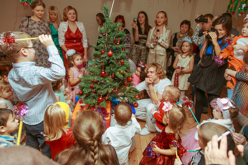 Фотогалерея новогоднего семейного праздника в Эклектик-студио 28 декабря 2013 года