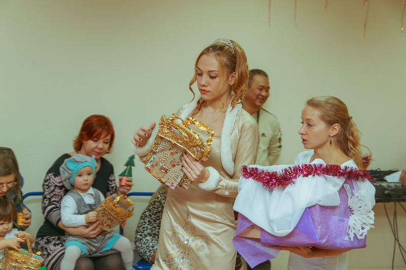 Фотогалерея новогоднего семейного праздника в Эклектик-студио 28 декабря 2013 года