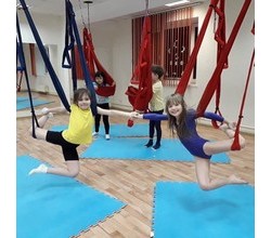 ЙОГА НА ГАМАКАХ - не перестанем ее хвалить никогда?
?????Аэройога реализует необходимость ребенка в движении. ЙОГА НА ГАМАКАХ - не перестанем ее хвалить никогда?
?????Аэройога реализует необходимость ребенка в движении.