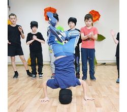БРЕЙК-данс не имеет каких-то отдельных граней, это одно целое?! БРЕЙК-данс не имеет каких-то отдельных граней, это одно целое?!