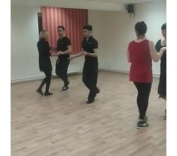 Это так здорово,  когда на танцы приходят мужчины?!!!