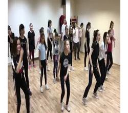 Просто чудо! ? Девочки растут и с каждым занятием совершенствуются! Просто чудо! ? Девочки растут и с каждым занятием совершенствуются!